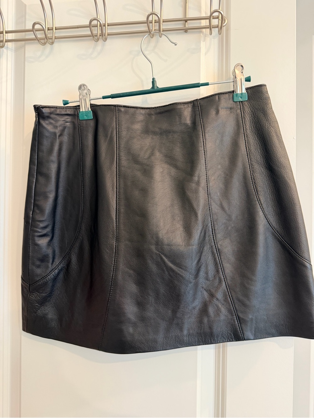 Zara Black Leather Laser-Cut Mini Skirt - Picture 2 of 5
